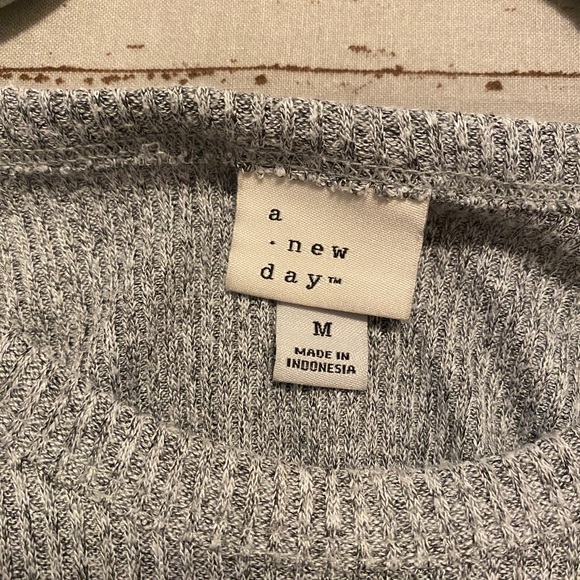 Heather Gray A New Day Tank Top - Picture 4 of 4